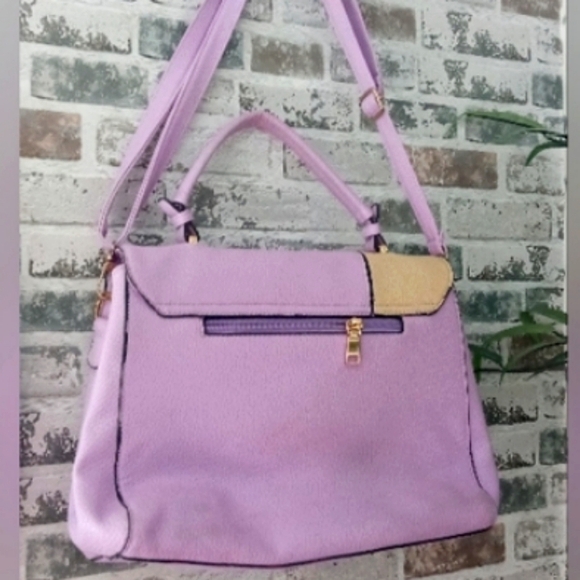 Lavender and Beige Shoulder Bag - Picture 3 of 5